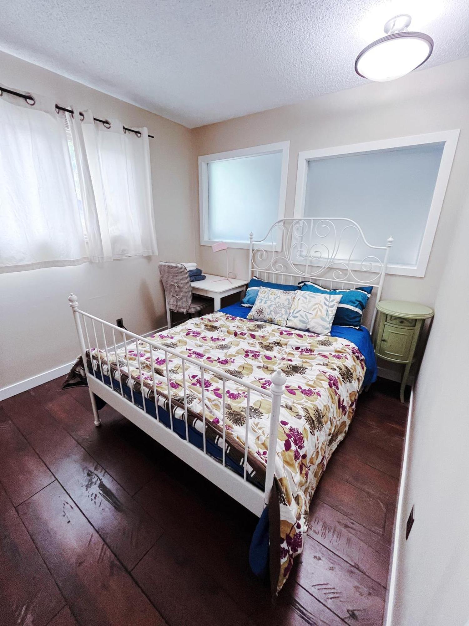 Apartamento Calgary-Banff House Close Lrt&Dt&Free Parking Exterior foto